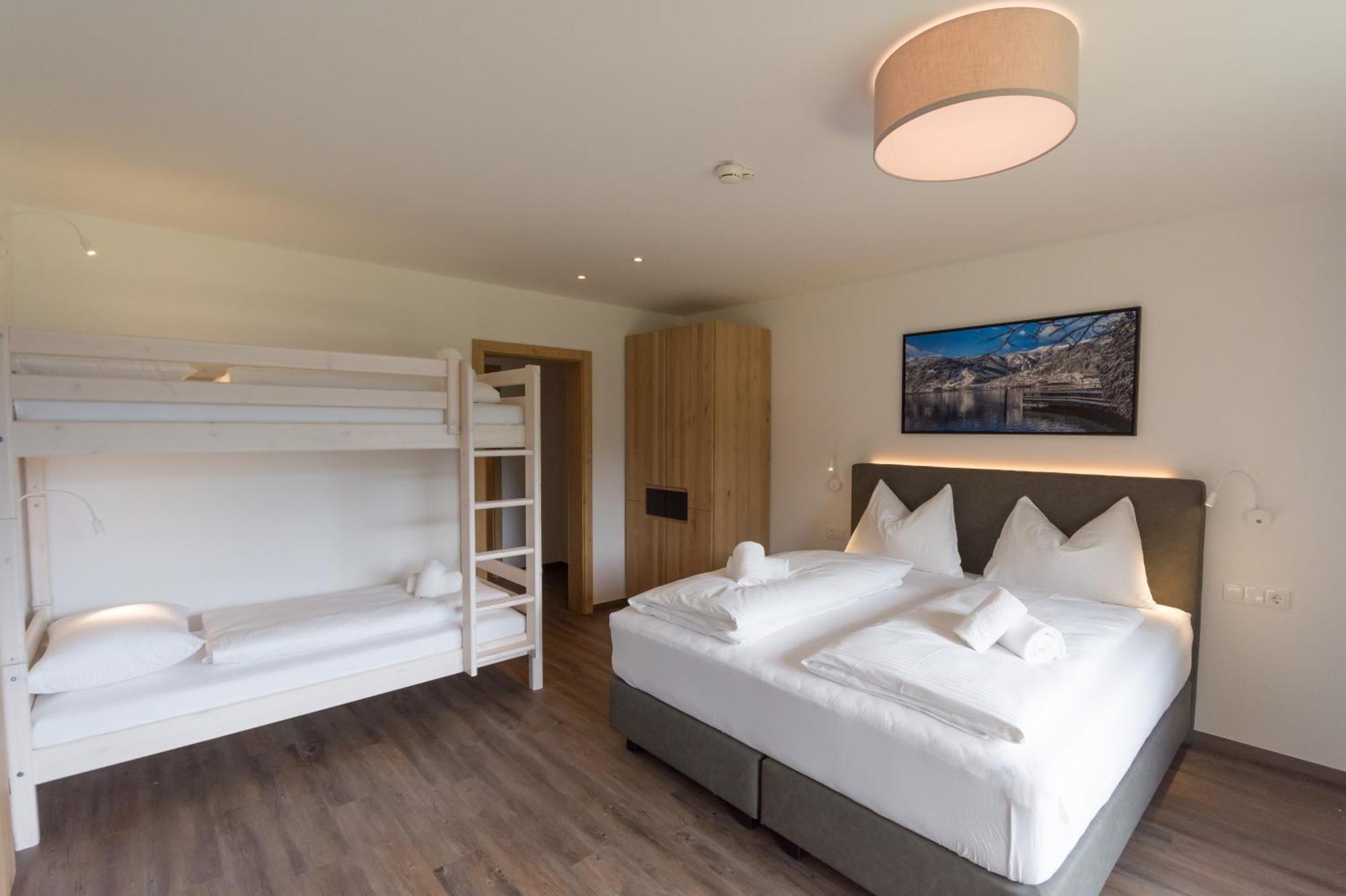Schoenblick Residence Apartments - Including Summer Card เซลล์อัมเซ ห้อง รูปภาพ