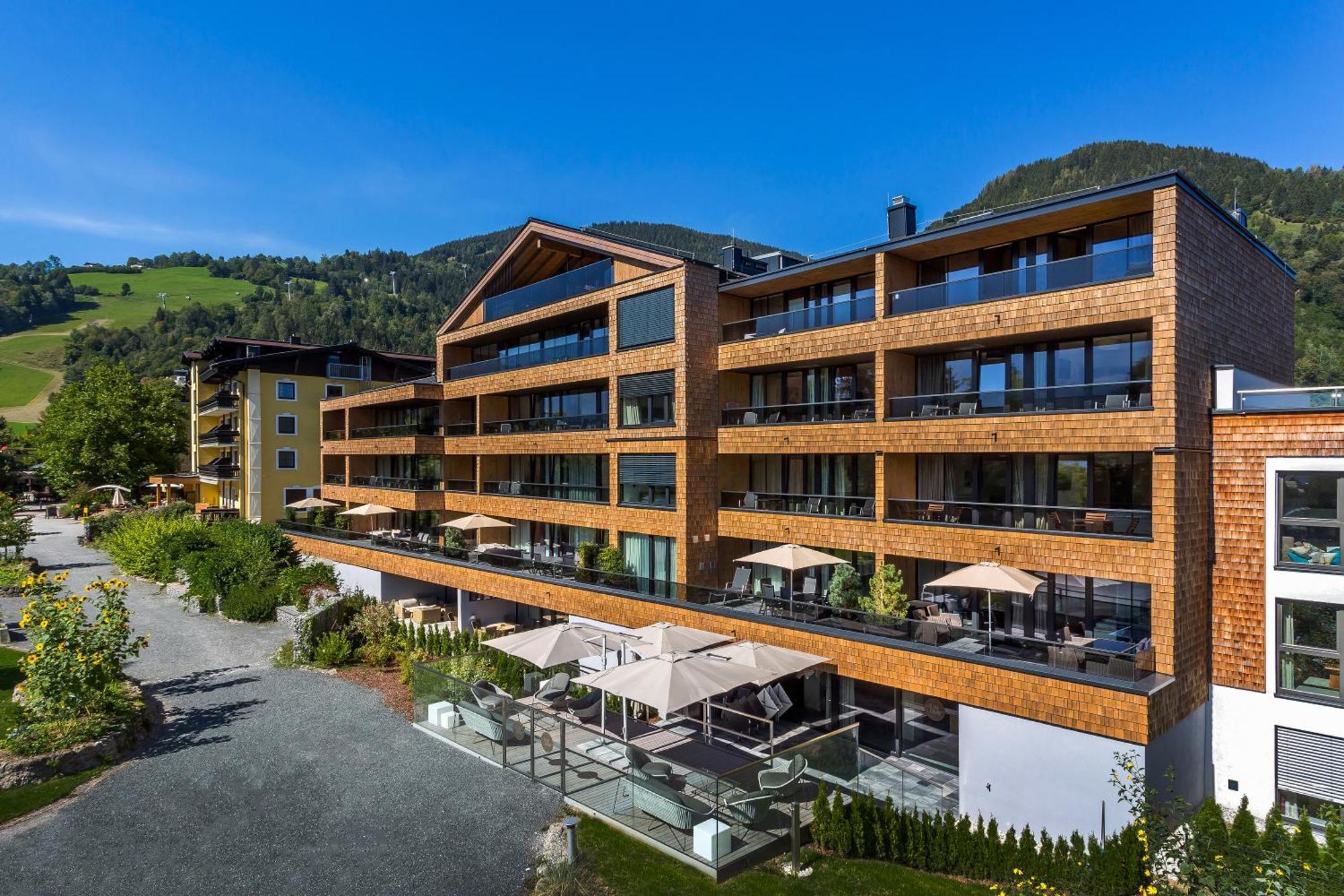 Schoenblick Residence Apartments - Including Summer Card เซลล์อัมเซ ภายนอก รูปภาพ